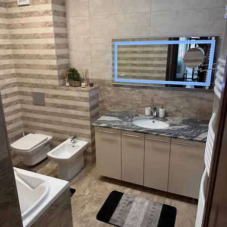 Isaran Lägenhet Braşov